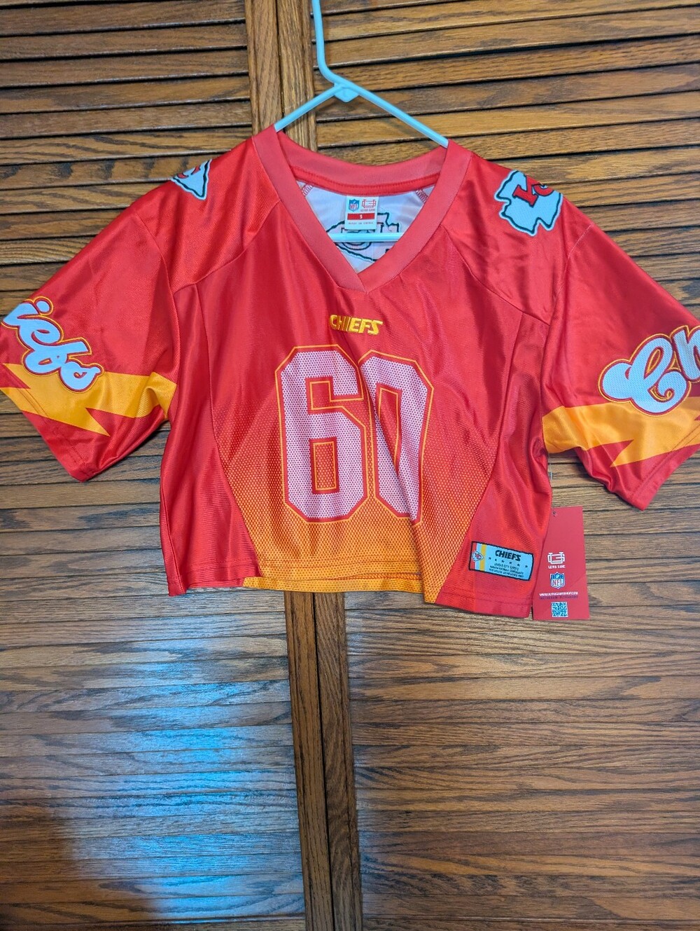 Kansas‎ City Chiefs NWT Football Jersey Women's Cropped Size Small